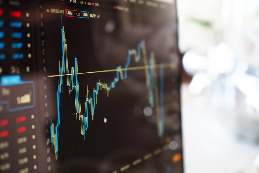 Fundos de Renda Fixa mais rentáveis em 2021_ Quantum_ Valor Investe